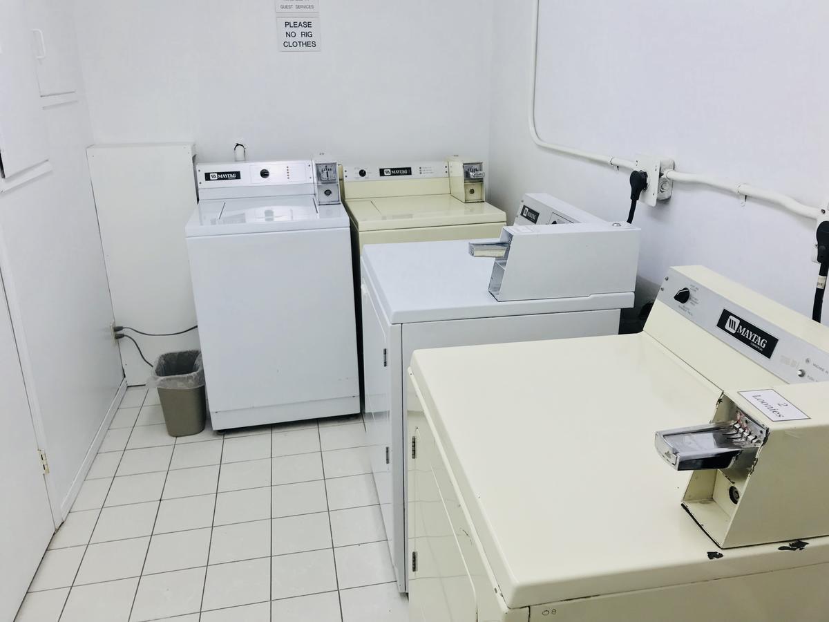 Ba Hotel رد دير المظهر الخارجي الصورة