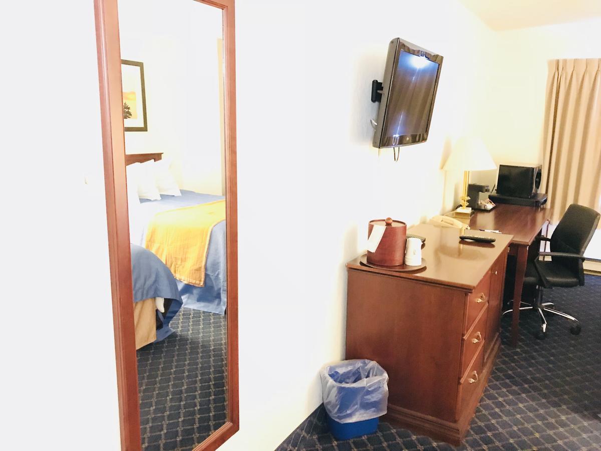 Ba Hotel رد دير المظهر الخارجي الصورة