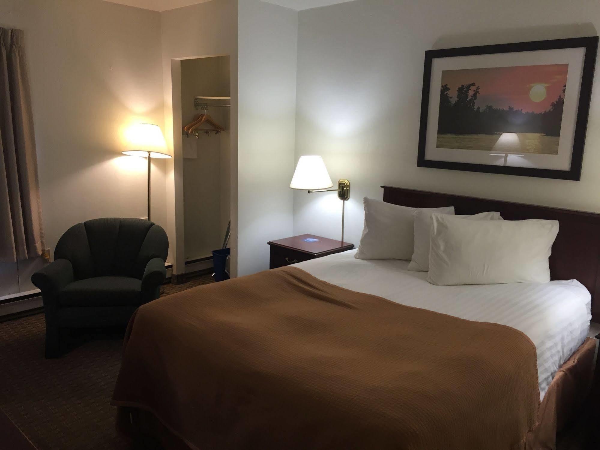 Ba Hotel رد دير المظهر الخارجي الصورة