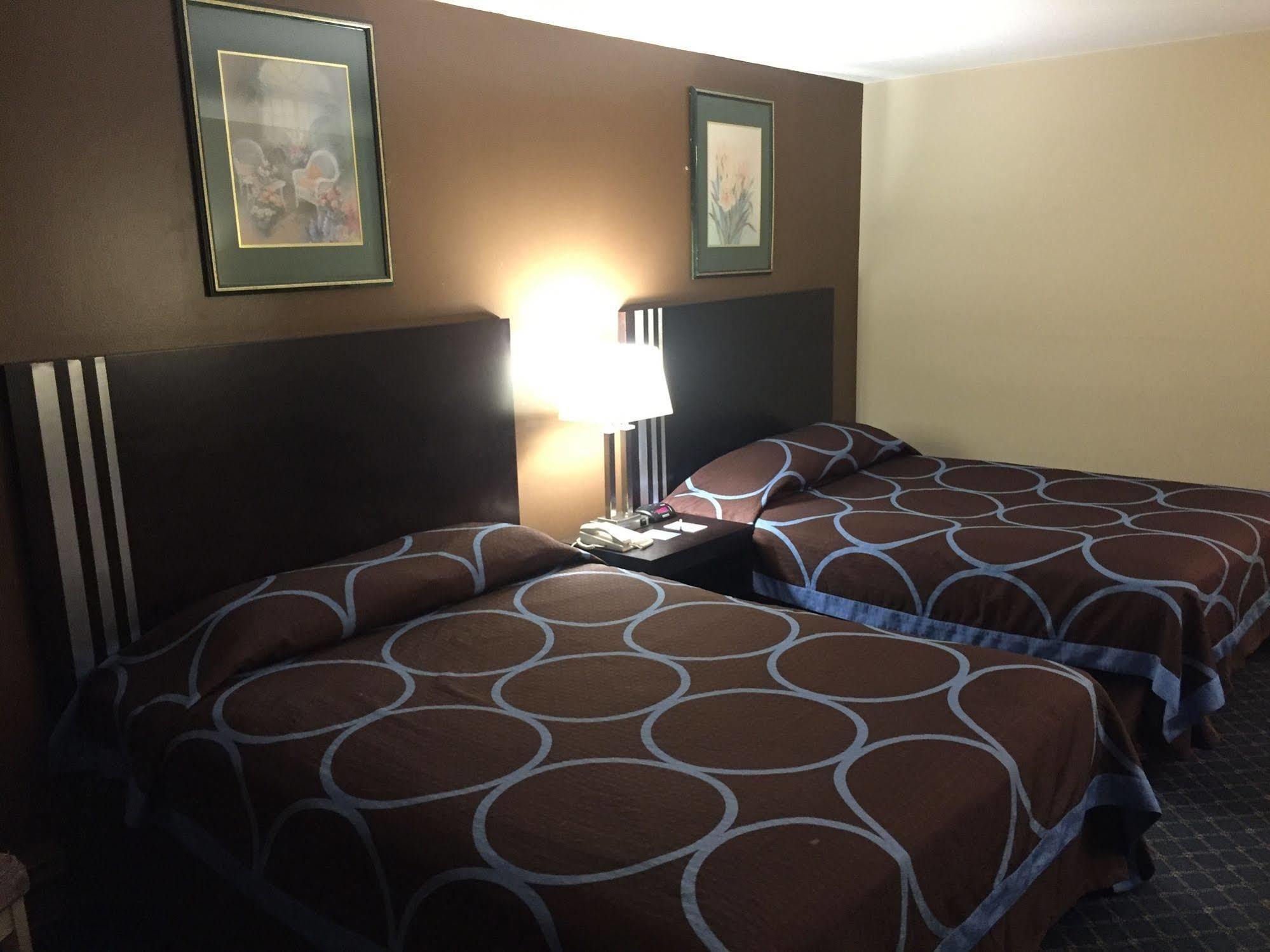 Ba Hotel رد دير المظهر الخارجي الصورة