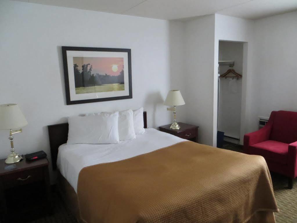 Ba Hotel رد دير المظهر الخارجي الصورة